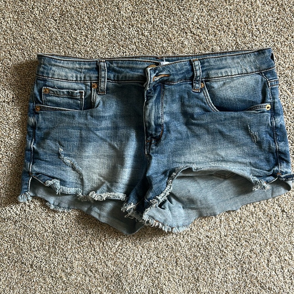 Jean shorts in great condition